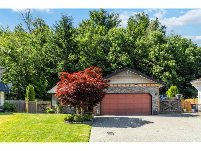 31438 CHALMERS Place | Abbotsford British Columbia | Slide Image Three
