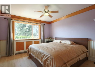 743 APPLEYARD Court | Port Moody British Columbia | Slide Image Twelve