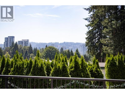743 APPLEYARD Court | Port Moody British Columbia | Slide Image Twenty-four