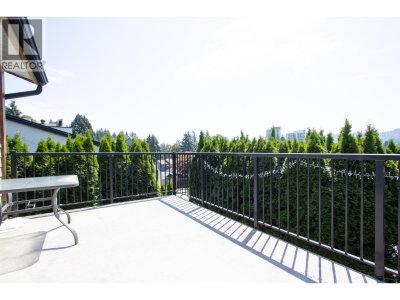743 APPLEYARD Court | Port Moody British Columbia | Slide Image Twenty-six