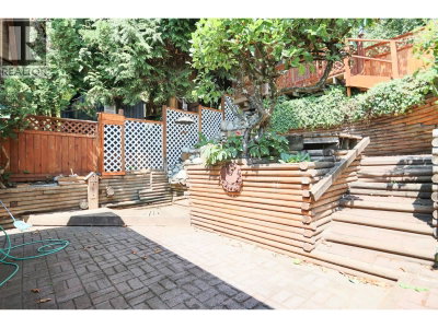 743 APPLEYARD Court | Port Moody British Columbia | Slide Image Twenty-nine