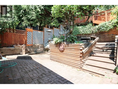 743 APPLEYARD Court | Port Moody British Columbia | Slide Image Five
