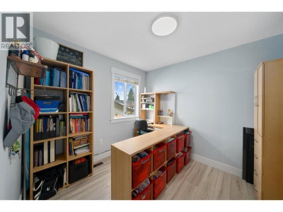 20240 121 Avenue | Maple Ridge British Columbia | Slide Image Sixteen
