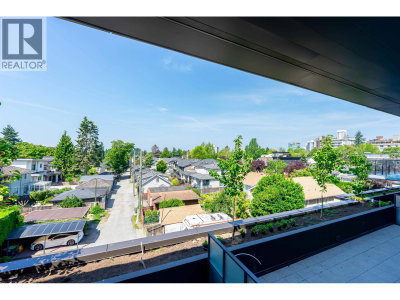 2105 46TH Avenue | Vancouver British Columbia | Slide Image Twenty-eight