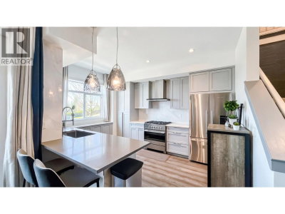 3535 PRINCETON Avenue | Coquitlam British Columbia | Slide Image Seventeen