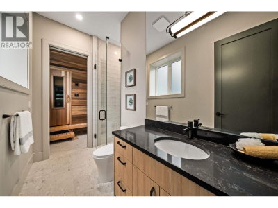 135 OAK Court | Anmore British Columbia | Slide Image Five
