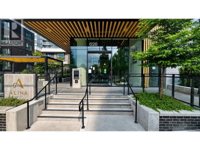 626 CLAREMONT Street | Coquitlam British Columbia | Slide Image Two