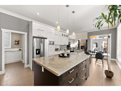 14786 57A Avenue | Surrey British Columbia | Slide Image Thirteen
