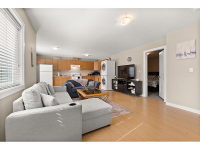 14786 57A Avenue | Surrey British Columbia | Slide Image Thirty-three