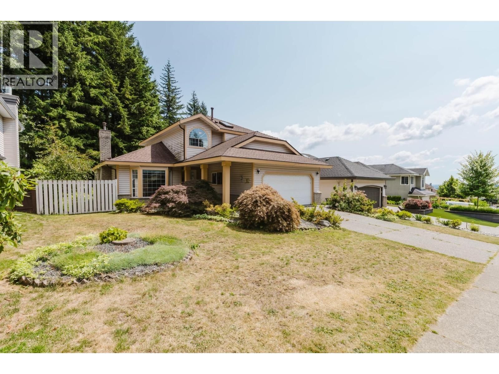 1565 BRAMBLE Lane, Coquitlam, British Columbia V3E 2T5