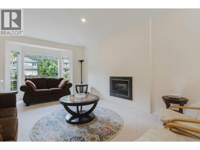 1565 BRAMBLE Lane | Coquitlam British Columbia | Slide Image Five