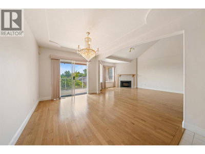2677 FORTRESS Drive | Port Coquitlam British Columbia | Slide Image Ten