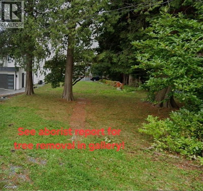 15482 SEMIAHMOO Avenue | White Rock British Columbia | Slide Image One