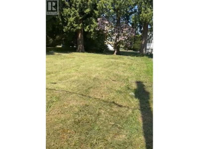 15482 SEMIAHMOO Avenue | White Rock British Columbia | Slide Image Two