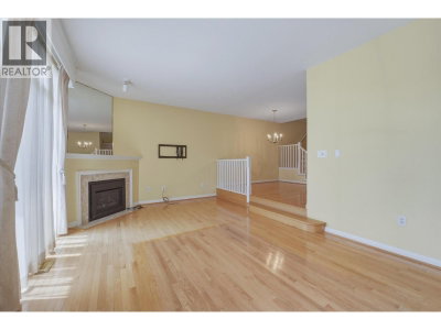 920 CITADEL Drive | Port Coquitlam British Columbia | Slide Image Three