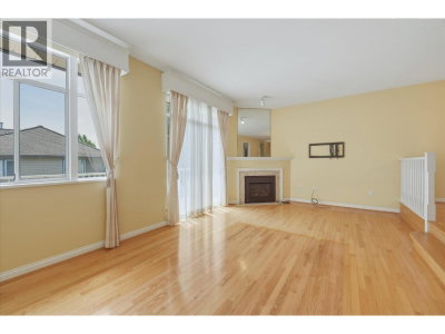 920 CITADEL Drive | Port Coquitlam British Columbia | Slide Image Five