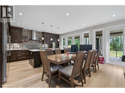 23376 124 Avenue | Maple Ridge British Columbia | Slide Image Eighteen