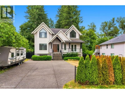 23376 124 Avenue | Maple Ridge British Columbia | Slide Image Three