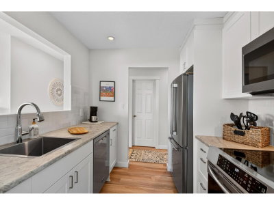 15080 PROSPECT Avenue | White Rock British Columbia | Slide Image Three