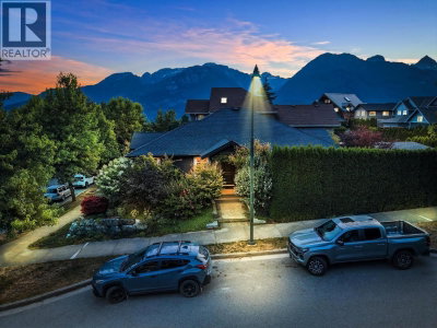 2985 STRANGWAY Place | Squamish British Columbia | Slide Image Fifteen