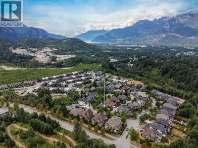 2985 STRANGWAY Place | Squamish British Columbia | Slide Image Eighteen