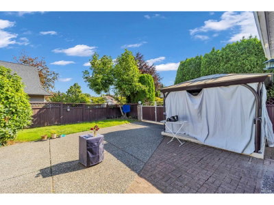 15447 92A Avenue | Surrey British Columbia | Slide Image Eighteen