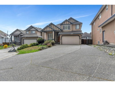 16488 104A Avenue | Surrey British Columbia | Slide Image Two