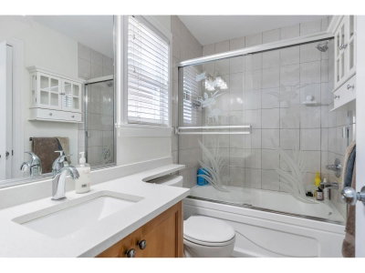 16488 104A Avenue | Surrey British Columbia | Slide Image Thirty-three