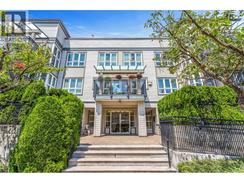 106 KINGS Road North Vancouver British Columbia, V7N 2L8 - 2 Bedrooms Condo For Sale
