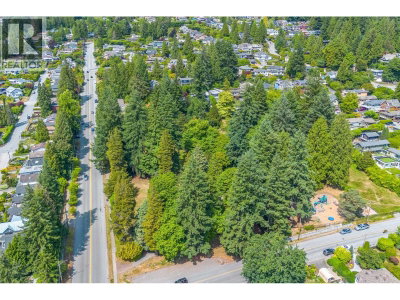 106 KINGS Road | North Vancouver British Columbia | Slide Image Thirty-four