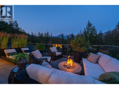 8206 MOUNTAIN VIEW Drive | Whistler British Columbia | Slide Image Twenty-three