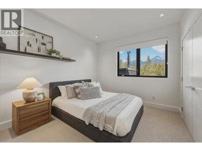 8206 MOUNTAIN VIEW Drive | Whistler British Columbia | Slide Image Thirty
