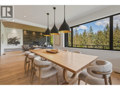8206 MOUNTAIN VIEW Drive | Whistler British Columbia | Slide Image Nine