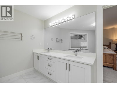 1025 RANCH PARK Way | Coquitlam British Columbia | Slide Image Twenty-seven