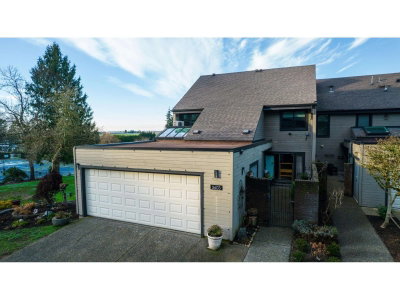3603 NICO WYND Drive | Surrey British Columbia | Slide Image Three