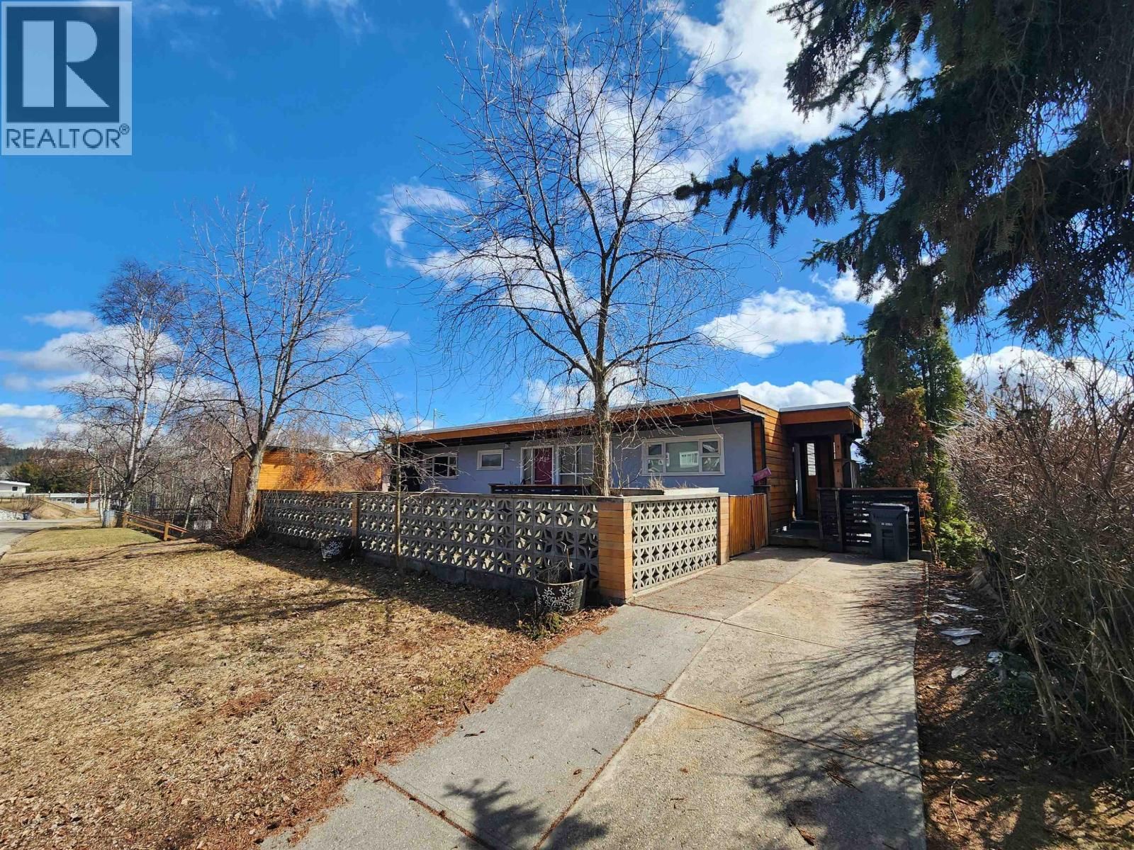 2189 MCBRIDE Crescent, Prince George, British Columbia V2M 1Z5