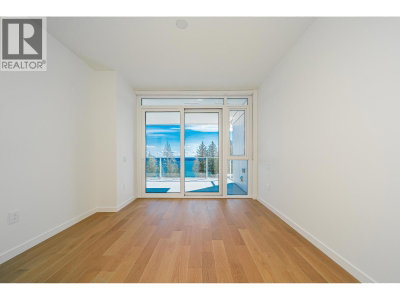 3963 UPLANDS Way | West Vancouver British Columbia | Slide Image Fourteen