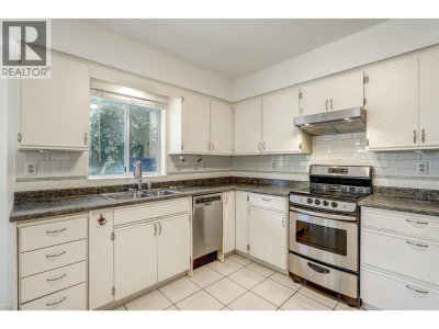 5367 HAZEL Court | Delta British Columbia | Slide Image Nine