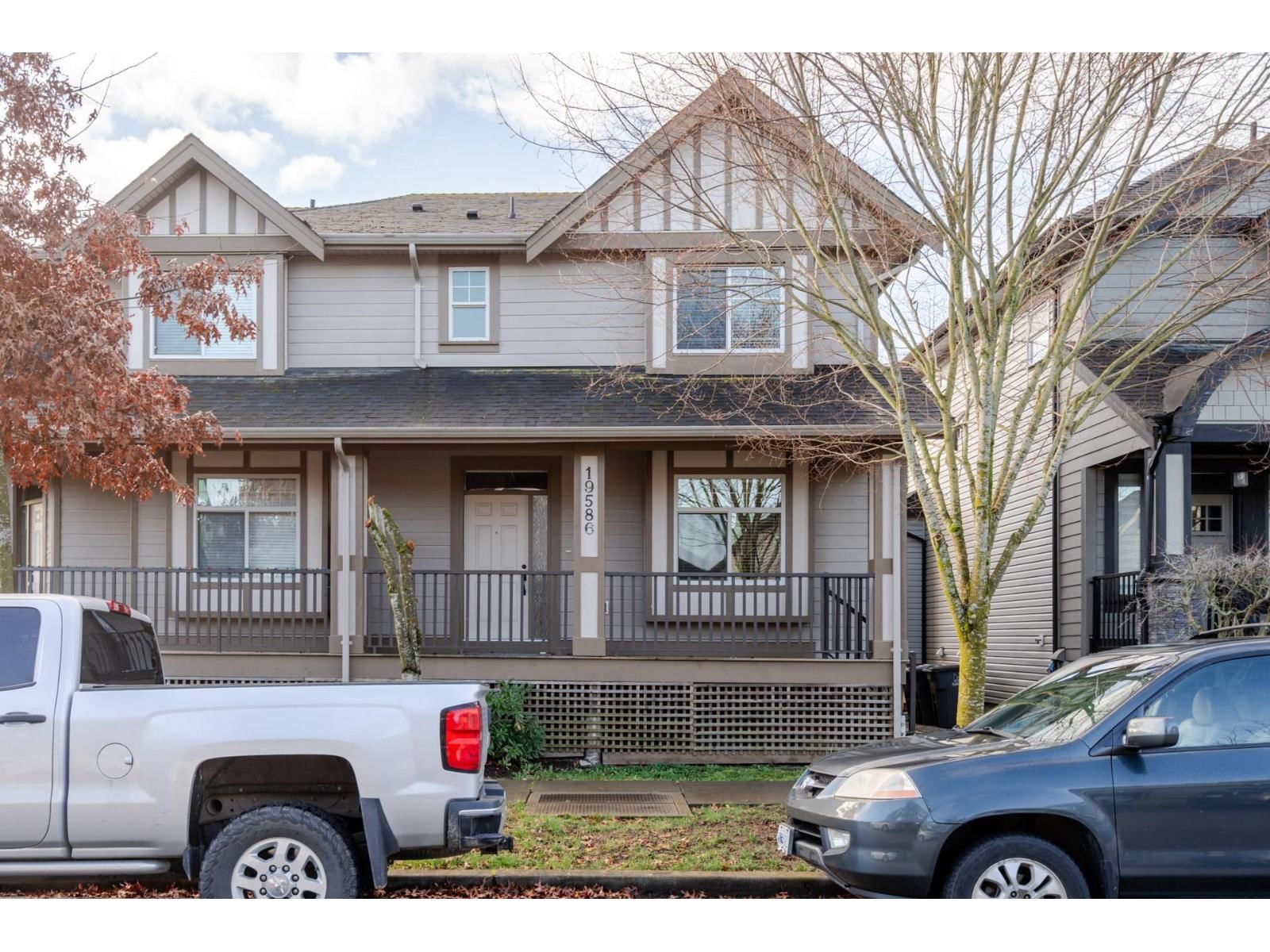 19586 72A Avenue, Surrey, British Columbia V4N 3E8