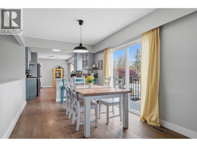 5351 CRESCENT Drive | Delta British Columbia | Slide Image Nine