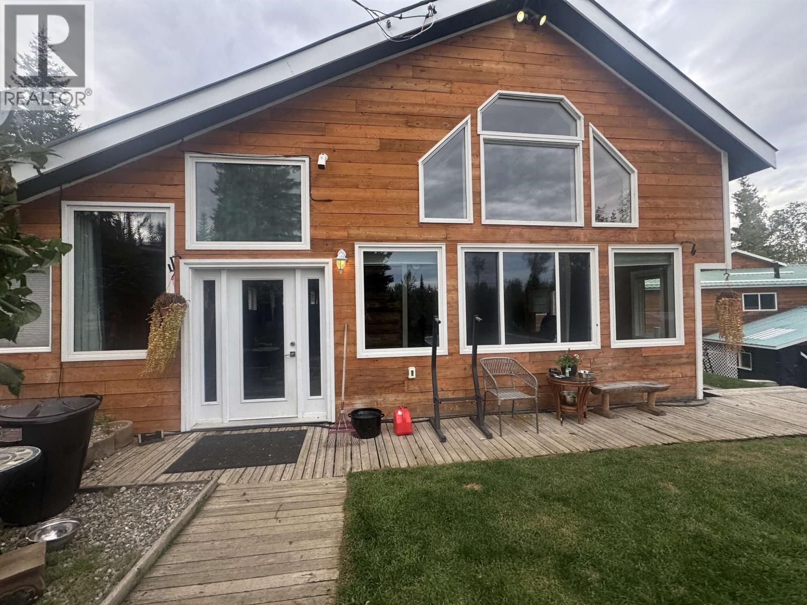 3168 COPELAND Road, Quesnel, British Columbia V2J 6P7