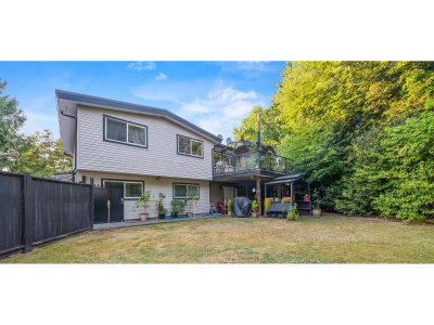 15797 92 Avenue | Surrey British Columbia | Slide Image Two