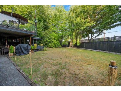 15797 92 Avenue | Surrey British Columbia | Slide Image Seven