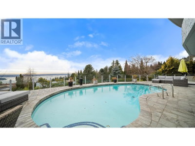 1439 CHIPPENDALE Road | West Vancouver British Columbia | Slide Image Thirty-seven