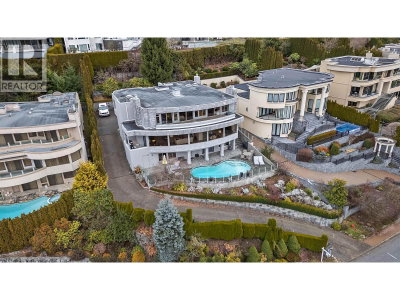 1439 CHIPPENDALE Road | West Vancouver British Columbia | Slide Image Forty
