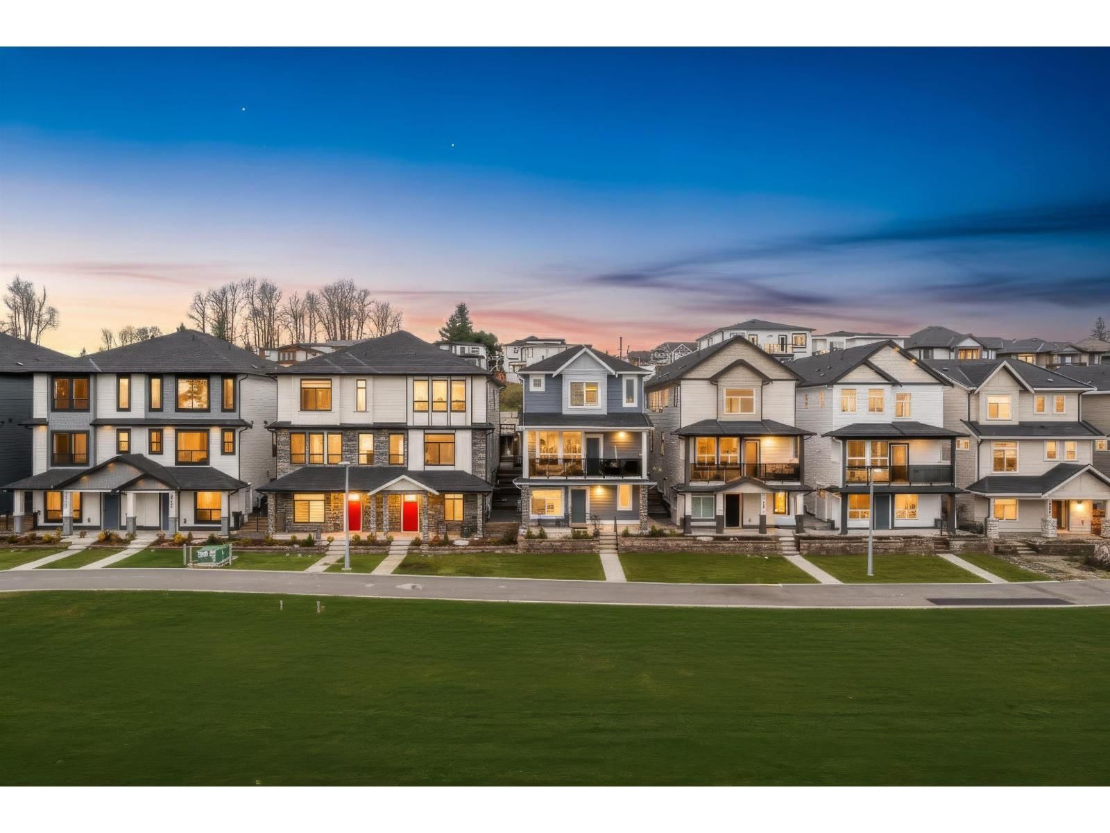 16677 16 Avenue, Surrey, British Columbia V3S 9X7