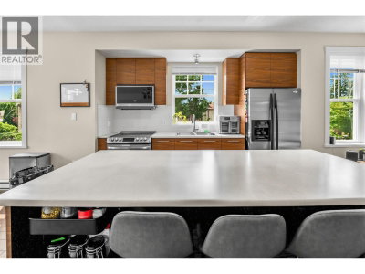 2495 DAVIES Avenue | Port Coquitlam British Columbia | Slide Image Six