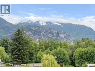 39767 GOVERNMENT Road | Squamish British Columbia | Slide Image Twelve