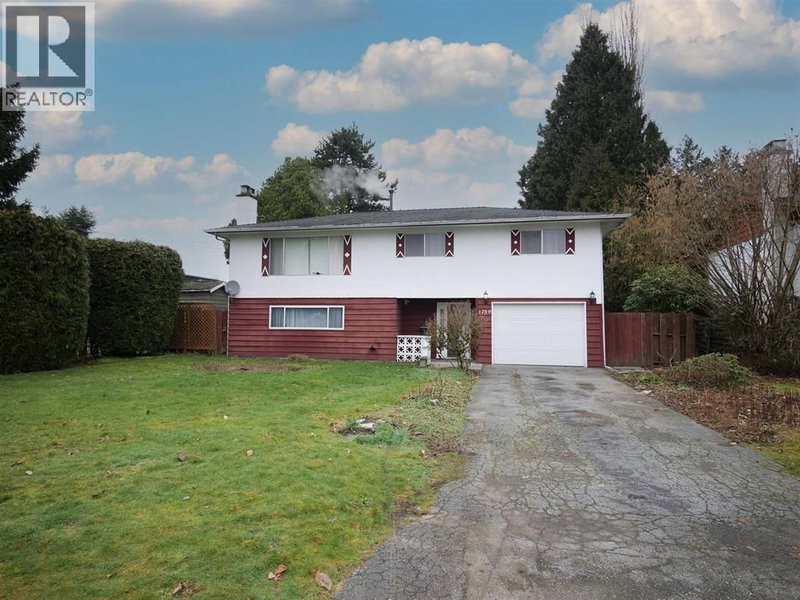 1759 WARWICK Avenue Port Coquitlam British Columbia, V3C 1L4 - 3 Bedrooms Home For Sale