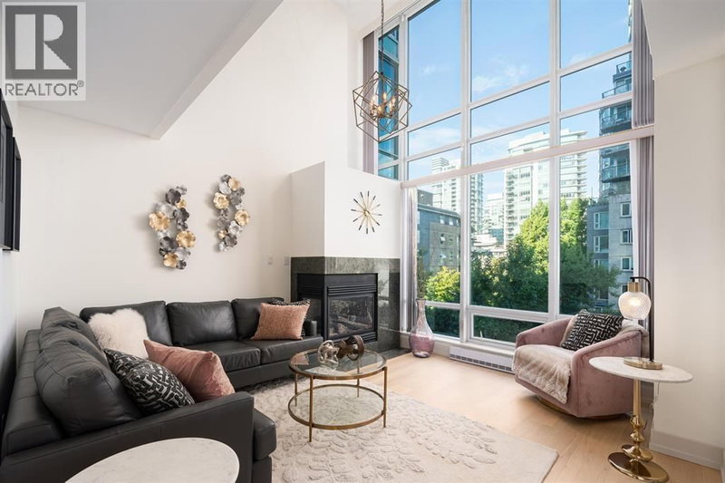 590 NICOLA Street Vancouver British Columbia, V6G 3J8 - 2 Bedrooms Condo For Sale